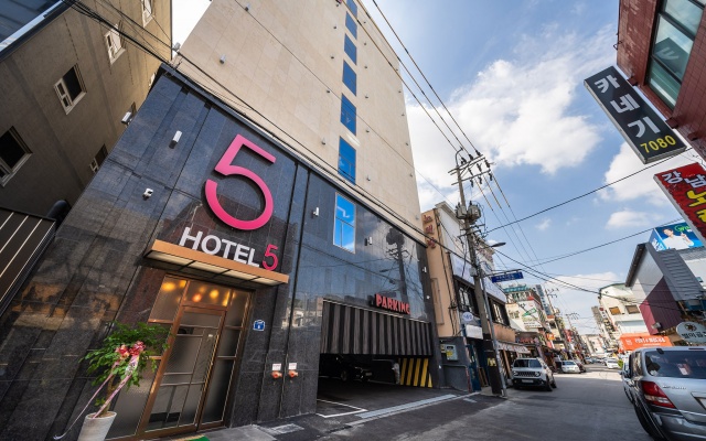 HOTEL 5 Pyeongtaek
